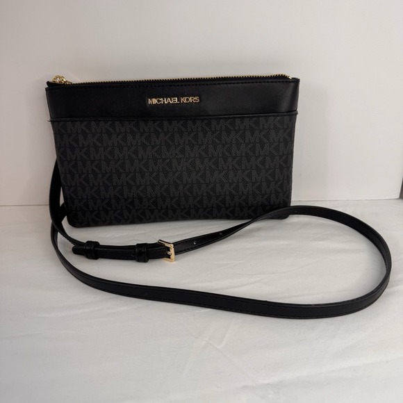 Michael Kors Crossbody Bag With Signature Logo Gold Accents Black Leather - Picture 1 of 13